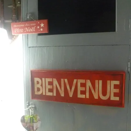 Meuble De Tourisme Art§vintage * オロロン・サント・マリー